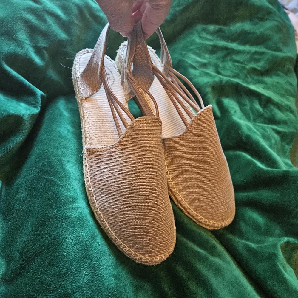 NEW NWOT Toni Pons Espadrilles Sandals Sz 40 9 95 Taupe Tan Brown